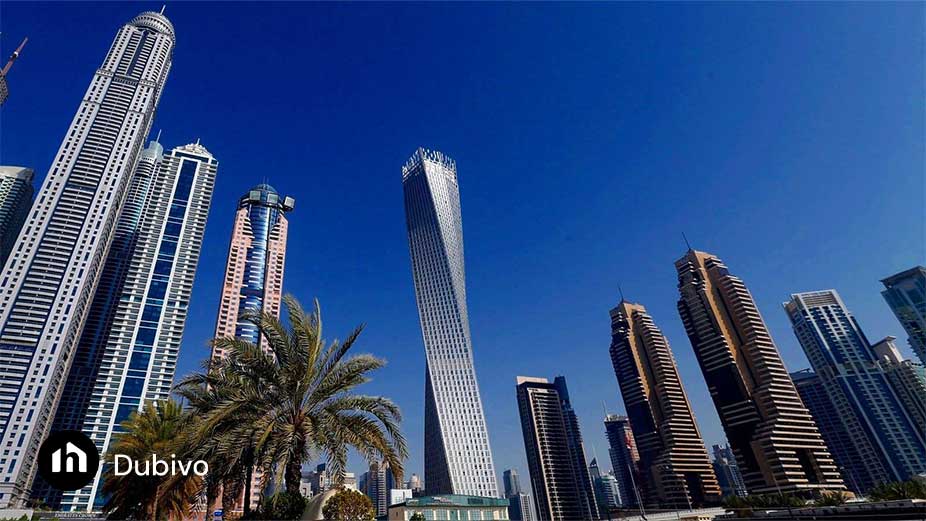 28. برج مشعل مارینا؛ شعله ای در شب