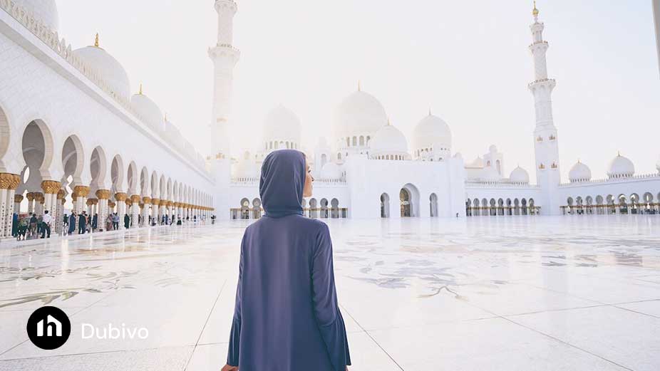 6.پوشش خانم ها برای ورود به اماکن مذهبی