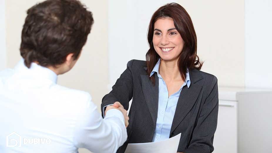 بهترین شغل برای خانم ها در دبی چیست؟ 41 1. کارشناس منابع انسانی