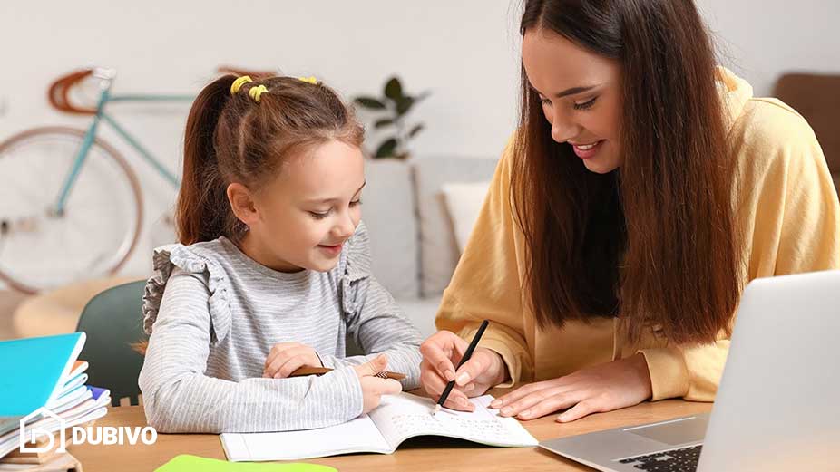 بهترین شغل برای خانم ها در دبی چیست؟ 48 8. مدرس خصوصی